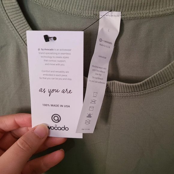 NWT Avocado As You Are Cropped Workout Tank Top in Olive Size Large Made in USA - Picture 2 of 5